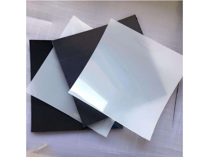 防滲土工膜的動態(tài)性能測試與標(biāo)準(zhǔn)化